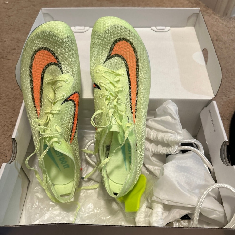 Nike air zoom victory spikes
